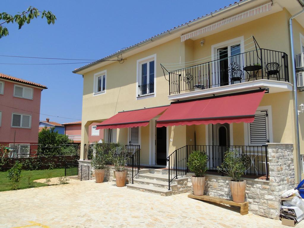 Apartments Villa Ela Умаг Стая снимка