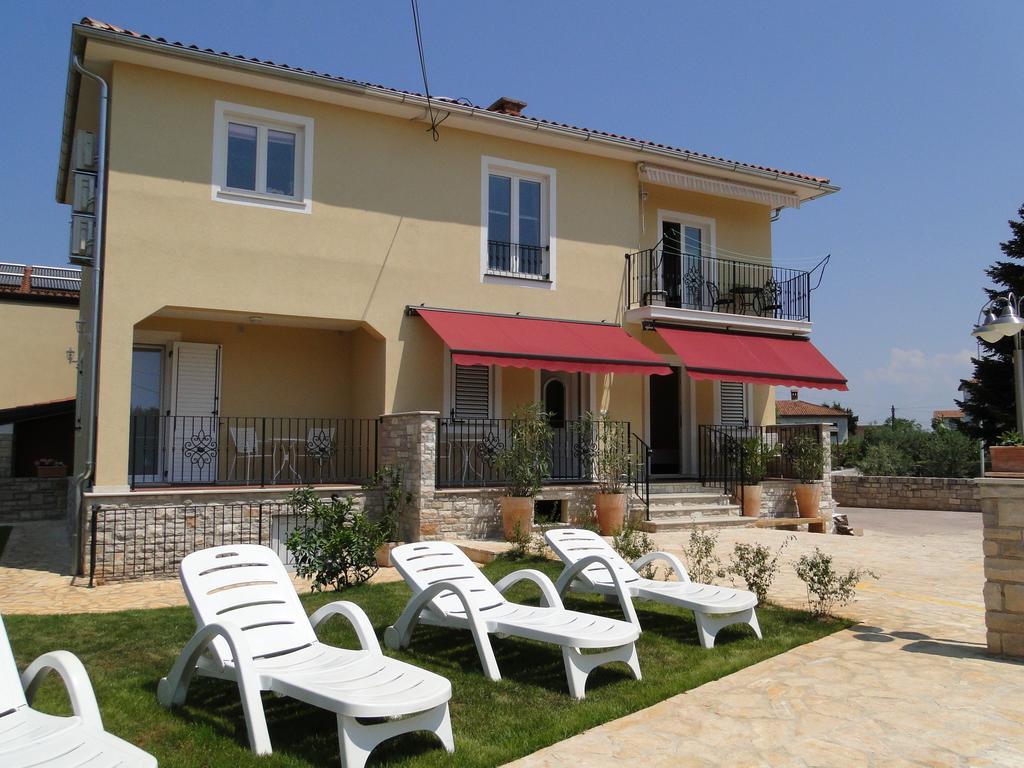 Apartments Villa Ela Умаг Стая снимка